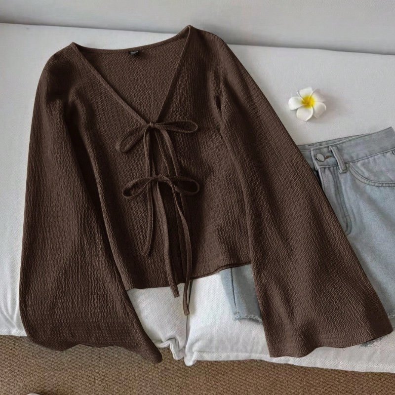 SHEIN LUNE Femmes Blouse décontractée à manches évasées avec torsion devant, col V couleur unie. Top col V marron printemps/automne, Top marron foncé, Top marron chocolat, Top marron café, Top marron avec nœud devant