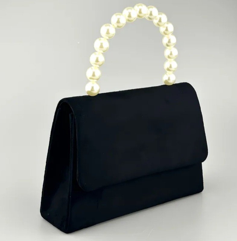 Élégant pochette noire en similicuir