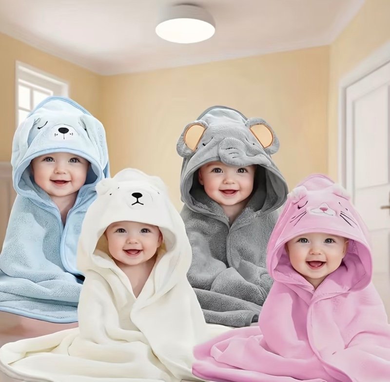 Nouveau peignoir doux à capuche pour bébés et tout-petits