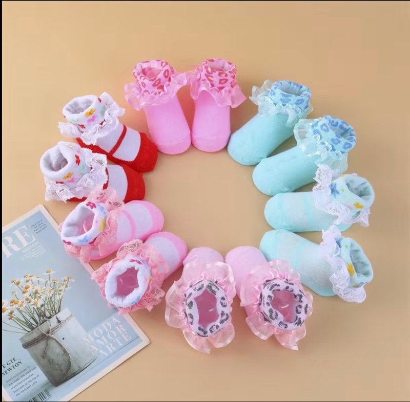 6 Paires de Chaussettes à Volants Multicolores