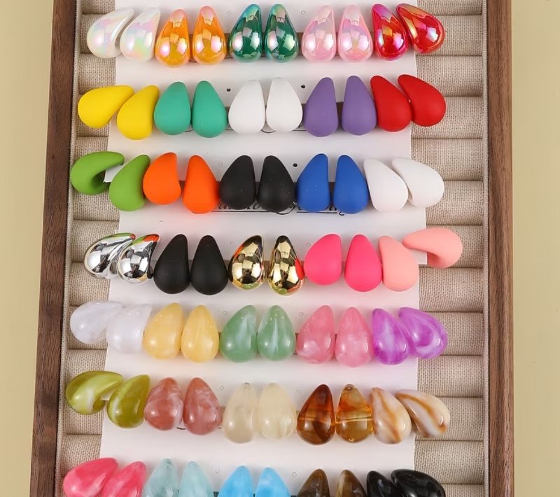 10-70 pièces/set Boucles d'oreilles design goutte d'eau colorées Dopamine, matière légère, sans poids, idéales pour le quotidien des femmes