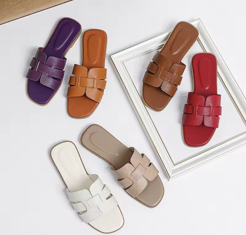 Sandales pour femmes, pantoufles à la mode, chaussures à fond en caoutchouc antidérapantes et respirantes en PU souple, nouvelle édition